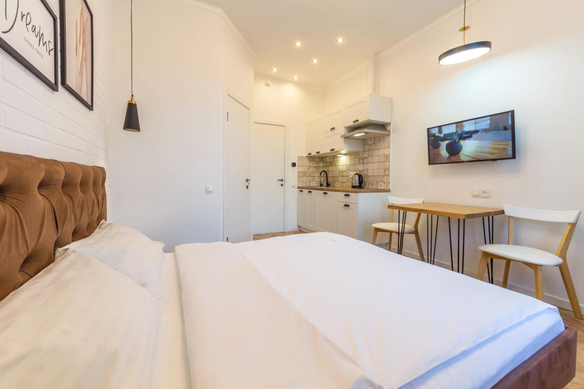 Self Check-In Apartments Киев Экстерьер фото