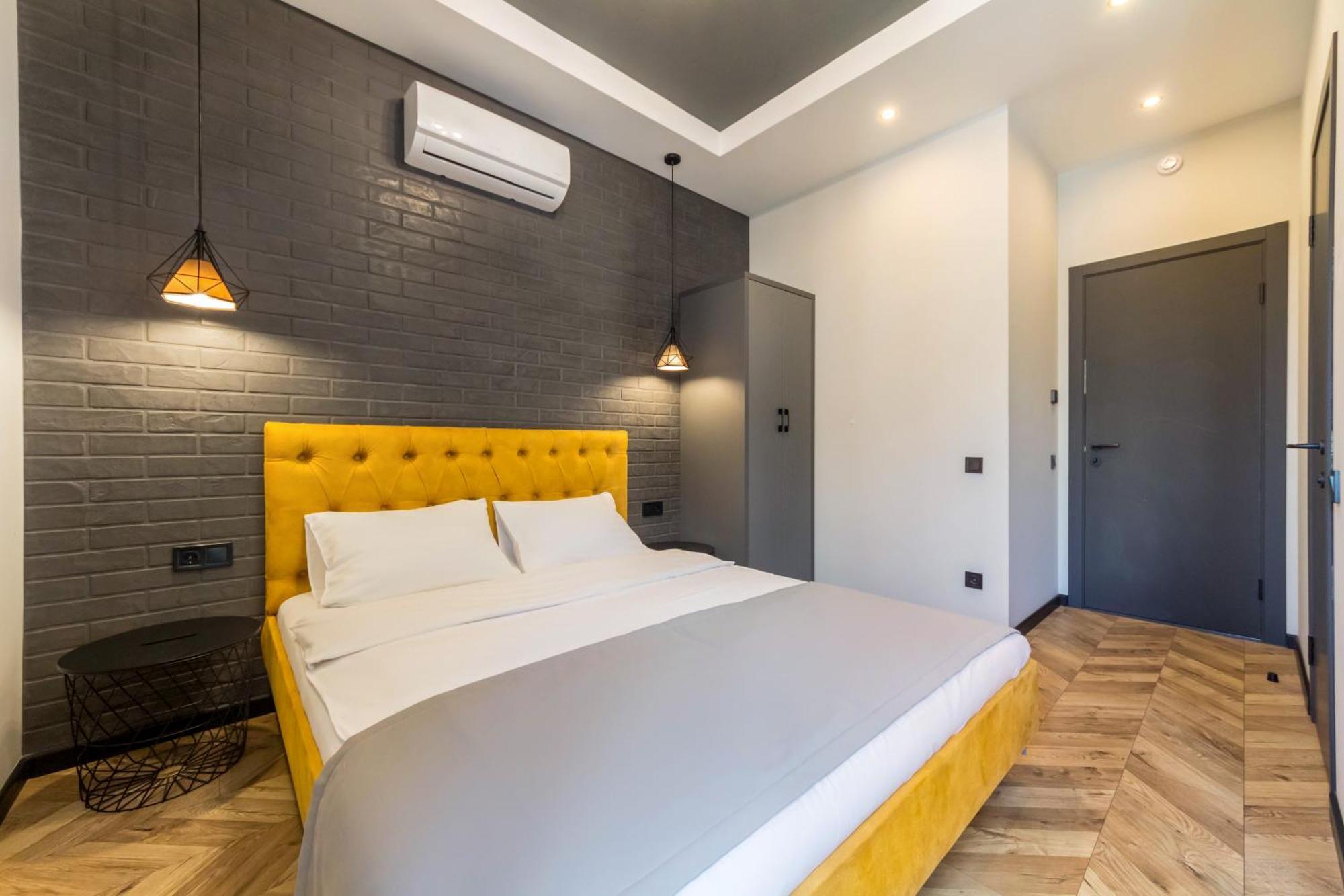 Self Check-In Apartments Киев Экстерьер фото