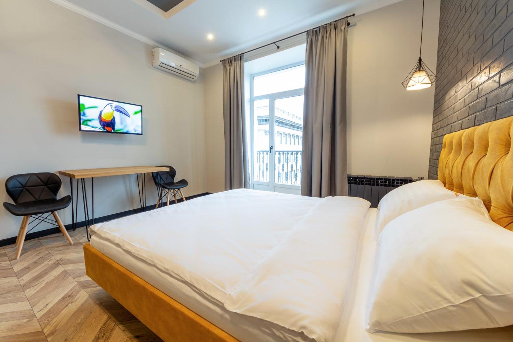 Self Check-In Apartments Киев Экстерьер фото