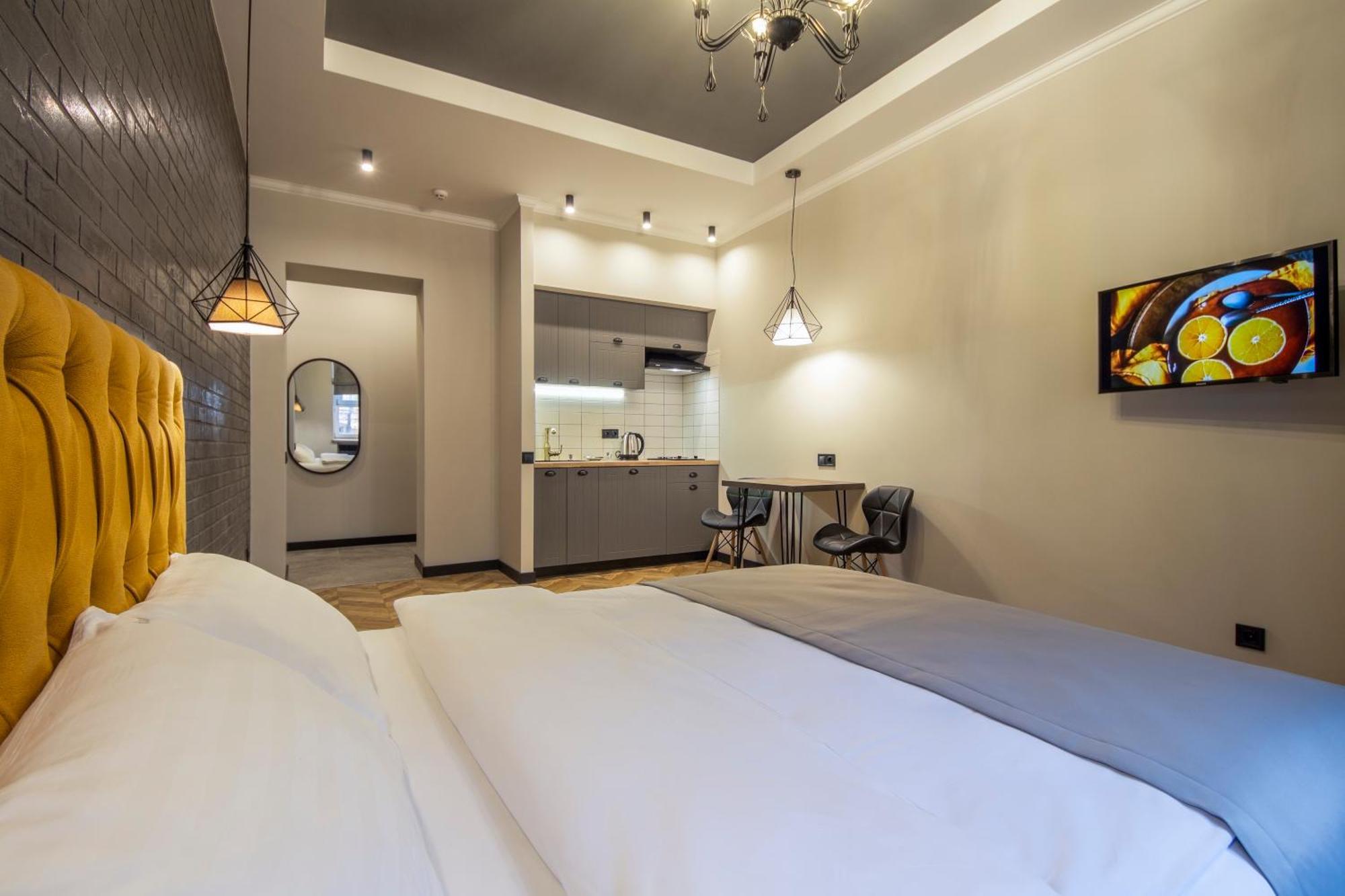 Self Check-In Apartments Киев Экстерьер фото