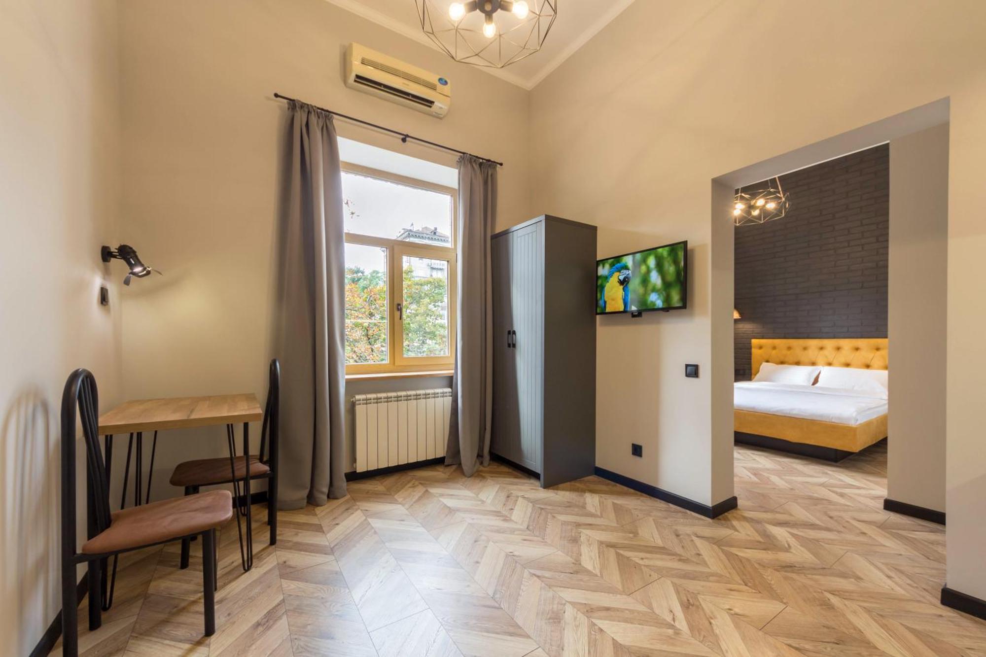 Self Check-In Apartments Киев Экстерьер фото
