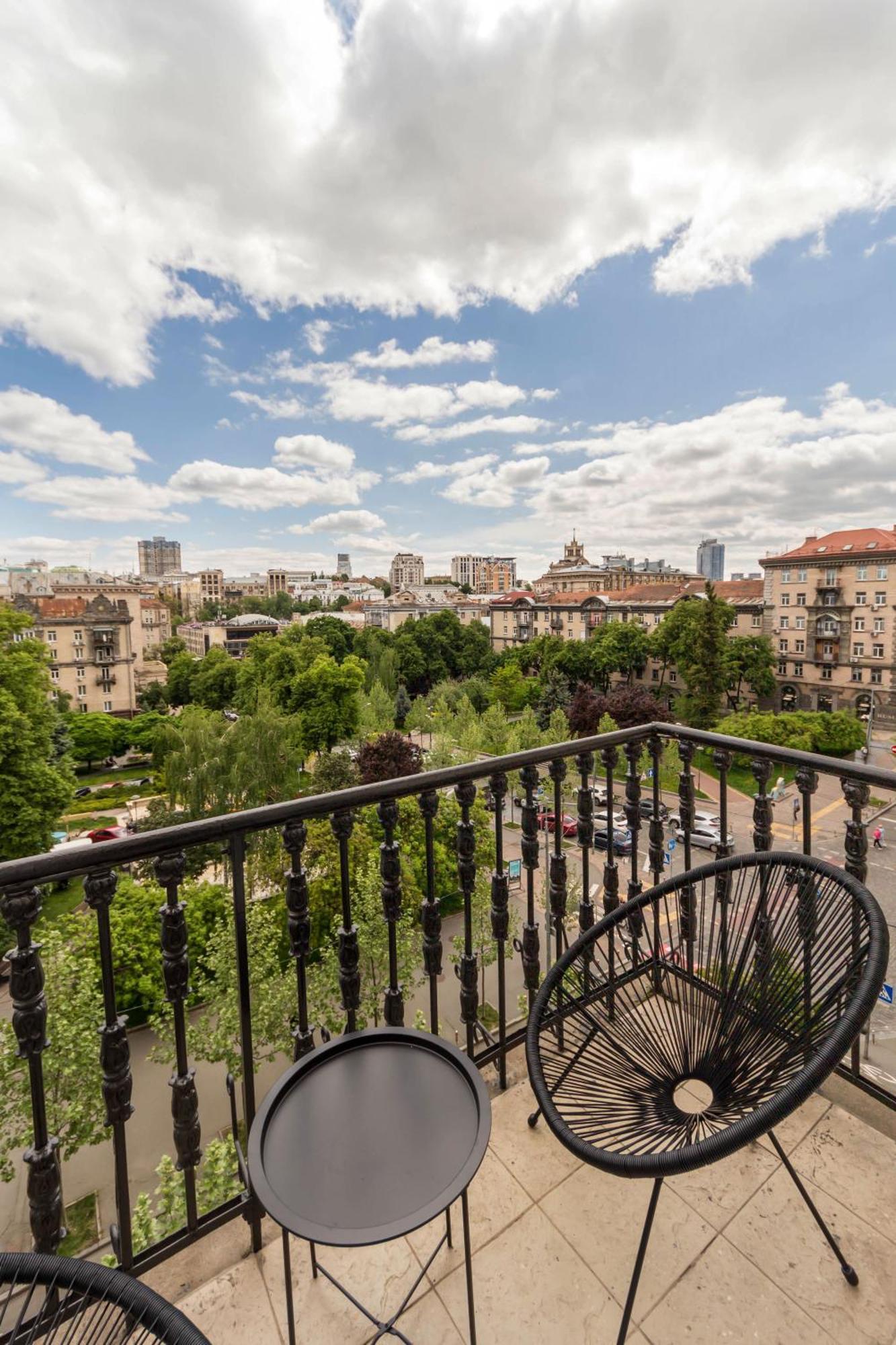 Self Check-In Apartments Киев Экстерьер фото