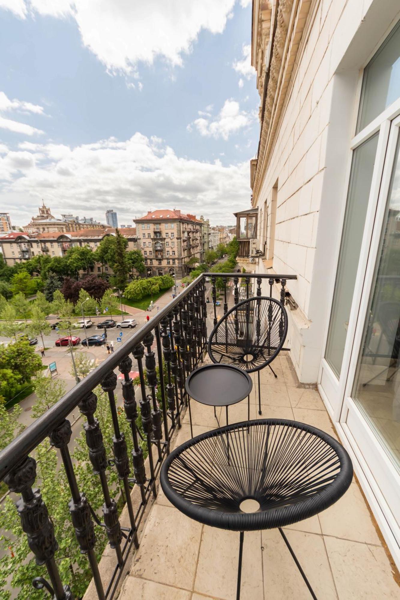 Self Check-In Apartments Киев Экстерьер фото